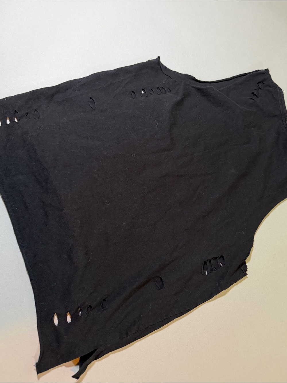 Stranger Things Hellfire Club Distressed & Ripped Sleeveless Top - Picture 2 of 7